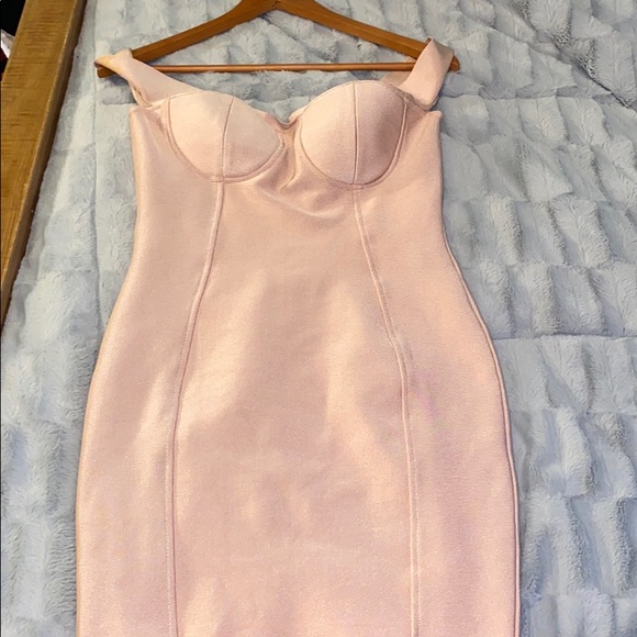 Boohoo Dresses & Skirts - Dress